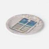 Tropical Beach Window White Wood Elegante Küste Pappteller (Schrägansicht)