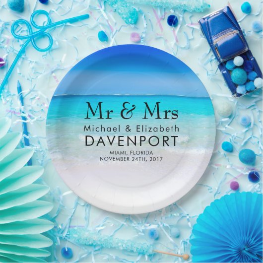 Tropical Beach with a Turquoise Sea Wedding Pappteller (Party)