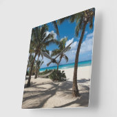 Tropical Beaches | Anguilla Beach, Palm Tree Quadratische Wanduhr (Winkel)