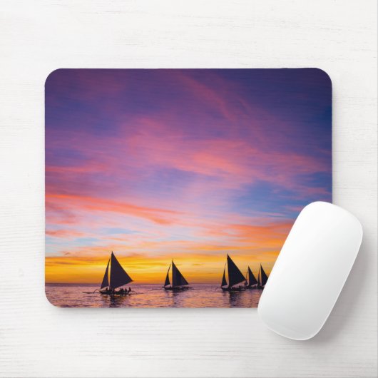 Tropical Beaches | Sunset Sailboats, Phillipines Mousepad (Mit Mouse)