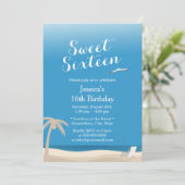 Tropical Blue Sky Beach Thema Sweet 16 Einladung (Stehend Vorderseite)