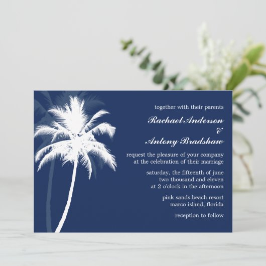 Tropical Breeze Blue Palm Trees Wedding Einladung (Stehend Vorderseite)