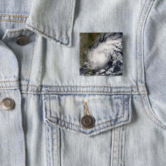 Tropical Cyclone Baaz Button (Beispiel)