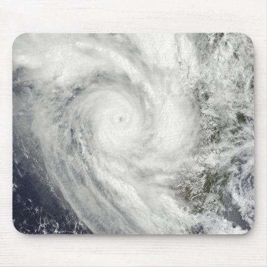 Tropical Cyclone Fanele über Madagaskar Mousepad (Vorne)
