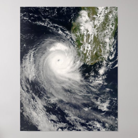 Tropical Cyclone Favio von Madagaskar Poster (Vorne)