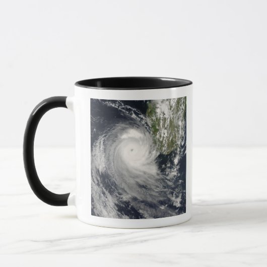 Tropical Cyclone Favio von Madagaskar Tasse (Links)