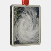 Tropical Cyclone Gamede von Madagaskar Ornament Aus Metall (Rechts)