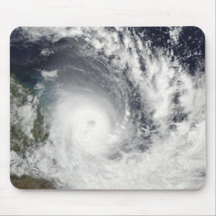 Tropical Cyclone Hamish über Australien Mousepad