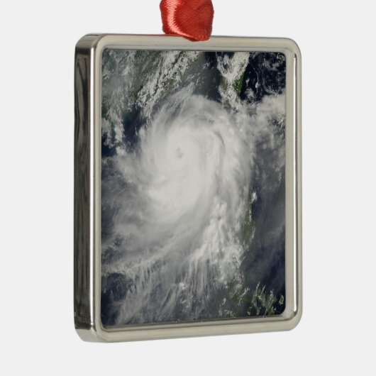 Tropical Cyclone Linfa Ornament Aus Metall (Rechts)