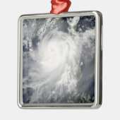 Tropical Cyclone Linfa Ornament Aus Metall (Links)