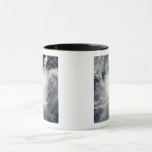 Tropical Cyclone Linfa Tasse (Zentrum)