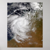 Tropical Cyclone Magda kommt an Land in Australien Poster (Vorne)