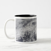 Tropical Cyclone Nicholas aus Australien Zweifarbige Tasse (Links)