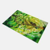Tropical Fern Green Koru Foto Kia Ora NZ Māori Fußmatte (Schrägansicht)