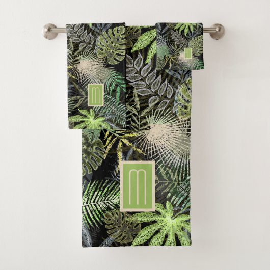 Tropical Ferns Green Monogram Badhandtuch Set (Insitu)