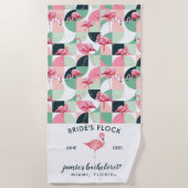 Tropical Flamingo Bachelorette Weekend Strandtuch (Vorderseite)