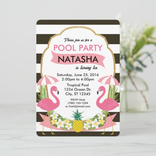 Tropical Flamingo Pool Party Einladung (Stehend Vorderseite)