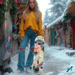 Tropical Floral Abstrakt Skateboard Deck<br><div class="desc">Dieses Skateboarddeck präsentiert eine atemberaubende Mischung aus tropischer Blumen und abstrakten Elementen. Das Design besticht durch seine fett rosa Blüten und die lebhafte Vegetation vor einem sanften, pastellfarbenen Hintergrund. Freuen Sie sich auf einen zeitgenössischen botanischen Charme. Lineare Muster und subtile Texturen verleihen dem Ganzen ein modernes Ambiente und schaffen ein...</div>