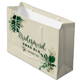 Tropical Foliage Green & Gold Bridesmaid Swag Große Geschenktüte (Vorderseite Schrägansicht)