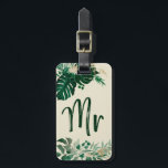 Tropical Foliage Groom Trendy Mr. Honeymoon Travel Gepäckanhänger<br><div class="desc">Tropical Foliage Trendy Greenery und Gold Blätter Personalisiert Mr. und Mrs. Luggage Tags - mit tropischen Blätter Border. Eine Geschenkidee für die Jungvermählten, für die Flitterwochen, in einer kühnen Farbpalette aus reichen Grüntönen, Smaragd und Gold. Dieses Design ist perfekt für einen Strand, ein Ziel oder eine Hochzeit im Sommer. Mit...</div>