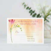 Tropical Freesia Boho Wedding RSVP Karte (Stehend Vorderseite)