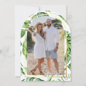 Tropical Gold Monstera Palm Arch Brautparty Einladung (Rückseite)