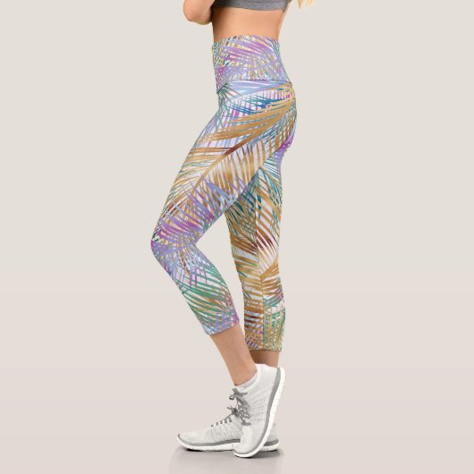 Tropical Gold Palm Blätter farbenfrohe Gestaltung Capri Leggings (Links)