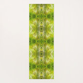 Tropical green palm leaves sunlight pattern yogamatte (Rückseite)