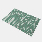 Tropical Green Zickzack Pattern Minimal Zigzag Fußmatte (Schrägansicht)