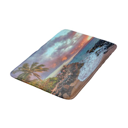 Tropical Hawaiian Palm Tree Sandy Beach Paradies Badematte (Schrägansicht)