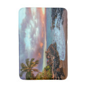 Tropical Hawaiian Palm Tree Sandy Beach Paradies Badematte (Vorderseite Vertikal)