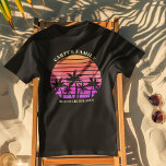 Tropical Island Beach Trip Custom Palm Tree<br><div class="desc">Cool passende Familienurlaub-Tri-Mix-T - Shirt für eine Inselkreuzfahrt. Die Palmen vor einem hübsch rosa Sonnenuntergang am Strand sind wunderschön. Perfekte Schwarze T-Shirts für Ihren Sommerurlaub.</div>