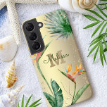 Tropical Island Floral Monogram Script Gold Foil Samsung Galaxy Hülle<br><div class="desc">Atemberaubende, raffinierte, farbenfrohe tropische Aquarellvögel aus paradiesischen Blume, Imitaten Goldgold-Glitzer und personalisierte Kalligraphie-Skripte mit einem kühnen Monogramm-Initial, überlagern einen stilvollen, glam gebürsteten goldenen Hintergrund auf diesem schicken, eleganten, modernen Handy-Gehäuse. Personalisieren Sie mit Ihrem Namen und Monogramm. Macht jedes Mal, wenn ihr es benutzt, eine lustige und stilvolle Aussage. Ein großartiges,...</div>