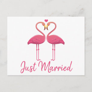 Tropical Just Married Pink Flamingo Wedding Ankündigungspostkarte