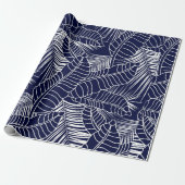 tropical leaf pattern on the navy blue background geschenkpapier (Ungerollt)