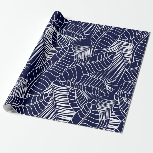 tropical leaf pattern on the navy blue background geschenkpapier (Ungerollt)