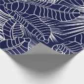 tropical leaf pattern on the navy blue background geschenkpapier (Ecke)