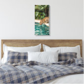 Tropical Leopard Drinking Canvas Print – Jungle An Leinwanddruck (Insitu (Schlafzimmer))