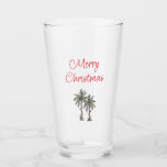 Tropical Merry Christmas Beach Palmen Glas<br><div class="desc">Tropical Beach Frohe Weihnachtsglas, mit einer Palmenbildermalerei und Schrift Typografie. Mit anpassbarer Schrift fügen Sie Ihre eigenen Informationen hinzu. Eine festliche Ergänzung zu Ihrer Feier oder Feier.</div>