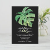 Tropical Monstera Leaf on Black Wedings Invites (Stehend Vorderseite)