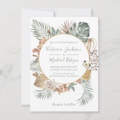 Tropical Oasis Modern Palm Wreath Wedding Einladung (Vorderseite)