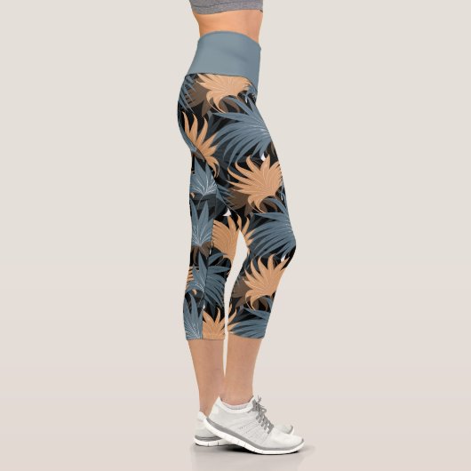 Tropical Palm Blätter Gray Foliage Yoga Übung Capri Leggings (Rechts)