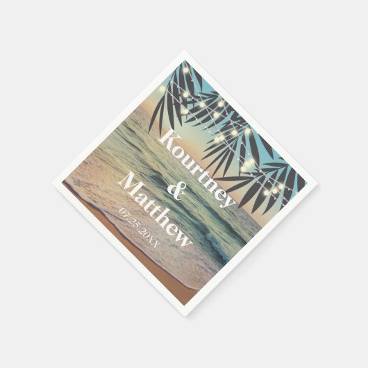 Tropical Palm Custom Wedding Beach String Lights Serviette (Ecke)