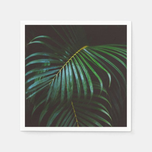 Tropical Palm Leaf Ruhe Grün Minimalistisch Serviette (Vorderseite)