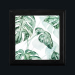 Tropical Palm Split Leaf Erinnerungskiste<br><div class="desc">"Split Leaf II" von Grace Popp. Eine gedämpfte Palette tropischer Pflanzen.</div>