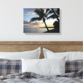 Tropical Palm Sunset Hawaiian Print Leinwanddruck (Insitu (Schlafzimmer))