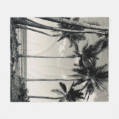 TROPICAL PALM TREE ON THE BEACH FLEECEDECKE (Vorderseite (Horizontal))