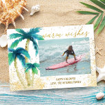 Tropical Palms Gold Warme wünscht Weihnachten Foto<br><div class="desc">Tropische Weihnachtsfotokarte zum Thema Küste mit Aquarellpalmen und funkelnd Goldgruben "Warmest Wishings" und Goldsandflecken. Die Rückseite ist goldgelb mit Palmen in der Silhouette. Personalisieren Sie mit einem Lieblings-Foto,  Ihren Namen(en) und Gruß (mit Happy Holidays gezeigt). Original-Kunstwerk KL Stock.</div>