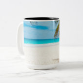 Tropical Paradise Beach Zweifarbige Tasse (Vorderseite Links)