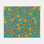 Tropical Pattern with Red and Yellow Leaves Fleecedecke (Vorderseite (Horizontal))